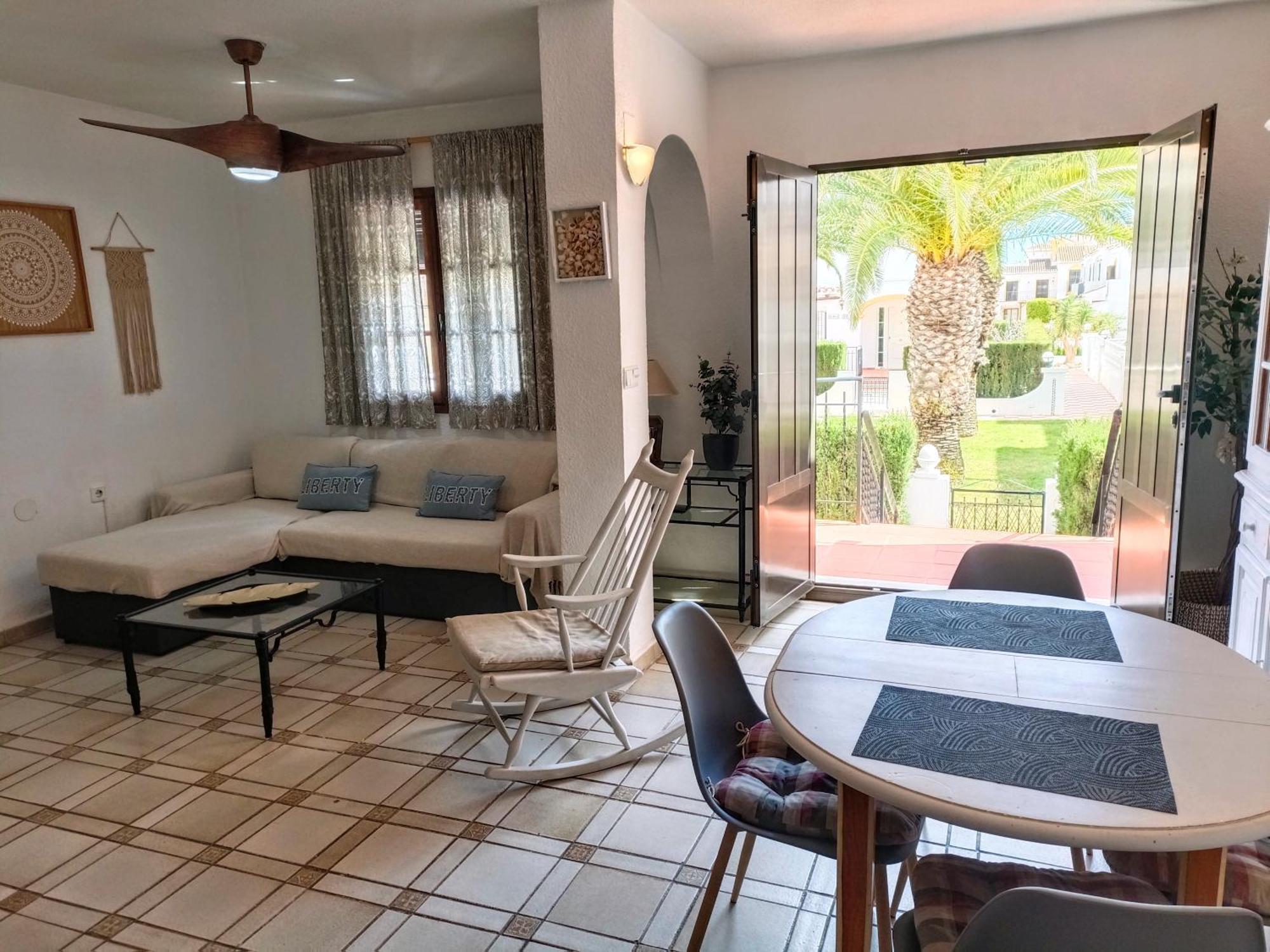 Bungalow De Vacaciones Torrevieja Kültér fotó